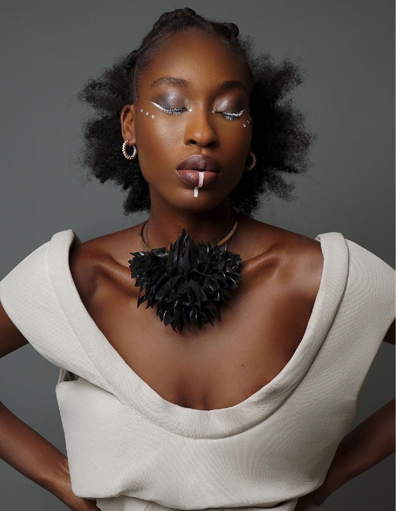 up cycled bike tyre rubber jewellery, statement accessories vegan jewellery by Laura Zabo