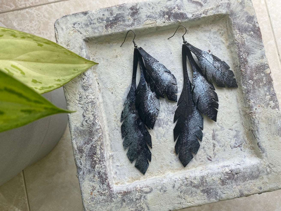 black silver  leaf shaped statement earrings made from upcycled bicycle inner tube by Laura Zabo