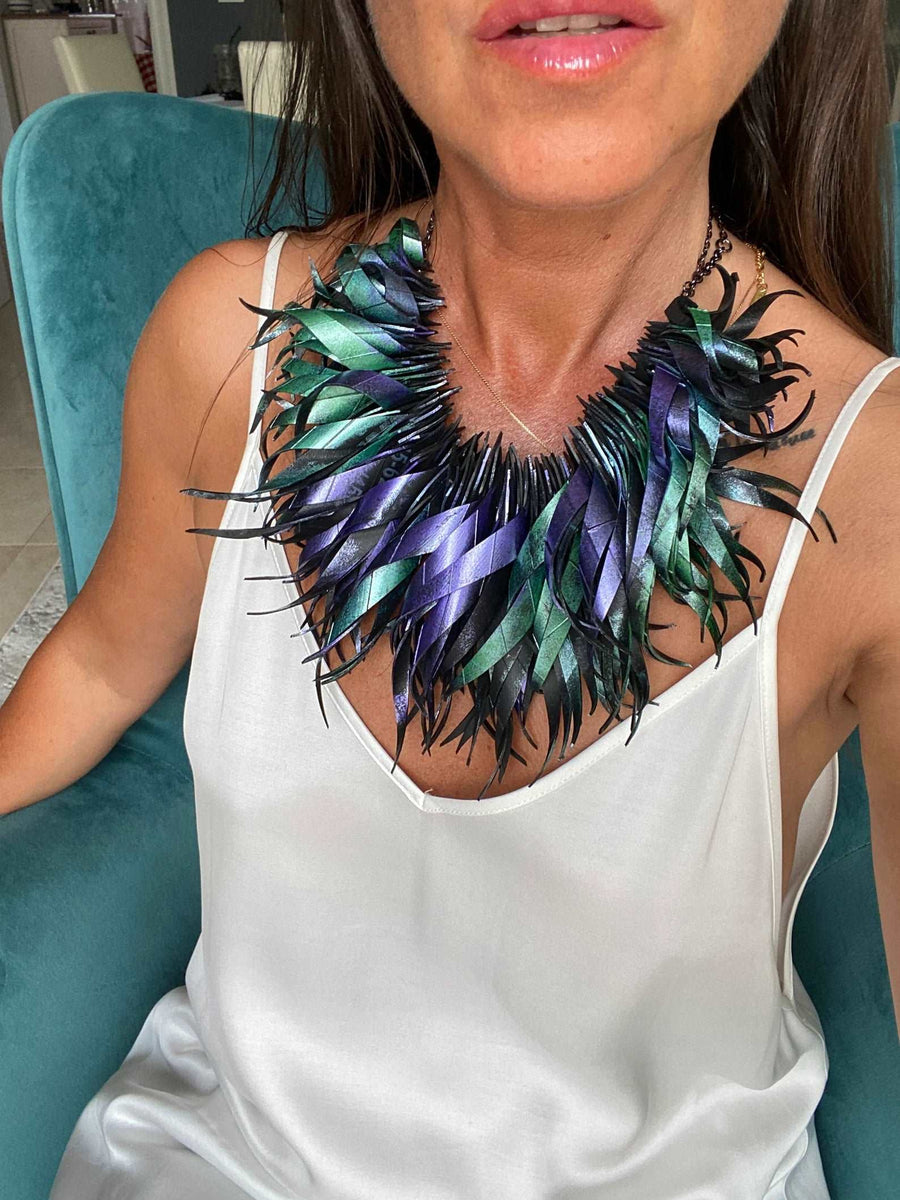 Peacock Silver Pendant – SILBERUH