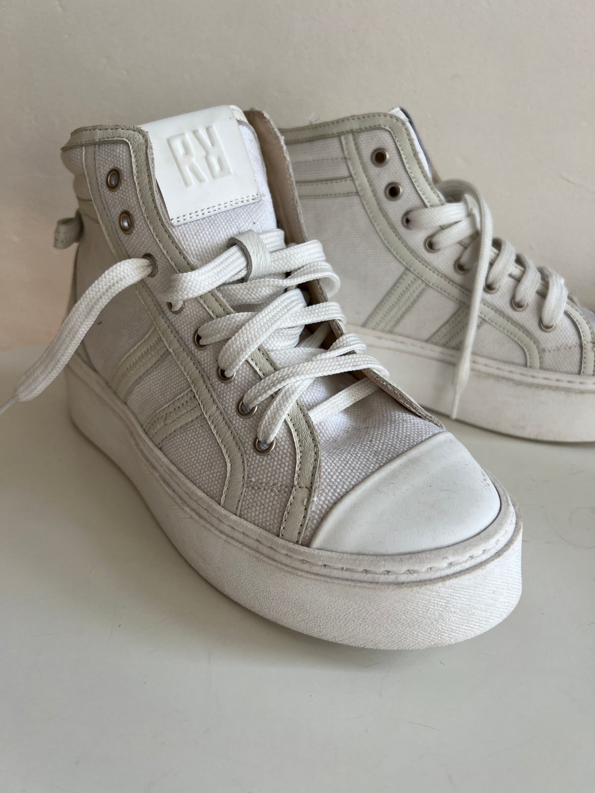 Red-Rag Platform Sneakers