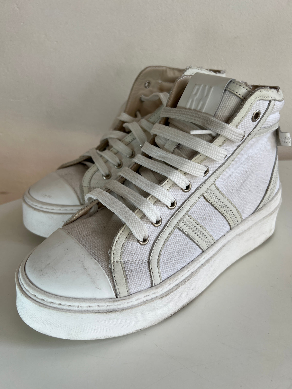 Red-Rag Platform Sneakers